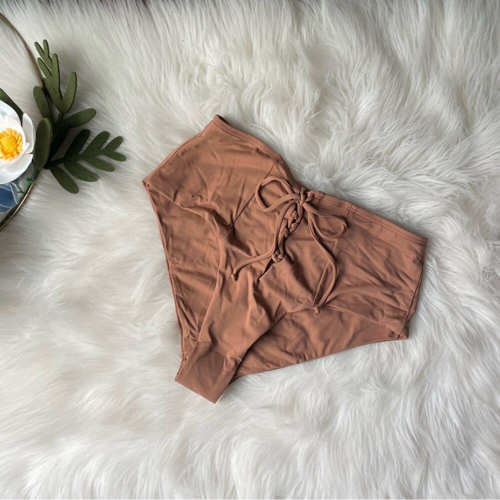 Dippin’ Daisy’s High Rise Bikini Bottoms Lace UP NWT